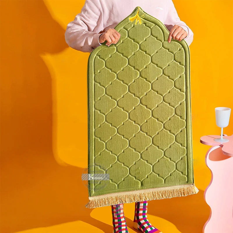 Muslim Prayer Rug - Soft Flannel Prayer Mat for Ramadan